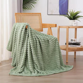 Green wool blanket 50 inches x 60 inches, suitable for sofa beds, ultra soft and comfortable plush ultra-fine fiber flange wool blanket, striped design, lightweight