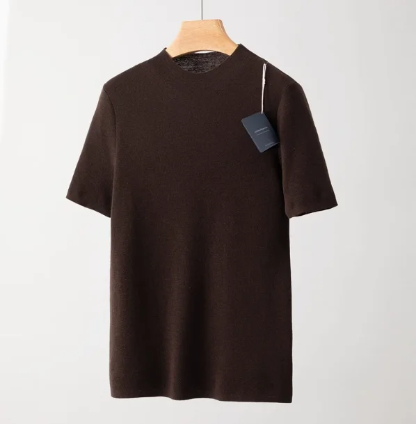 Neutral wool fashionable T-shirt
